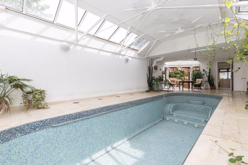 Hydrotherapy Pool