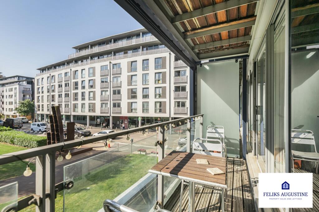 Balcony to gym &amp; Pool