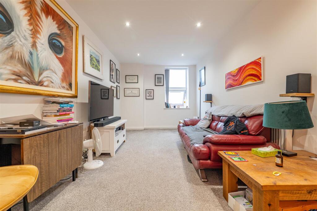 Lounge/Kitchen/Dining Room