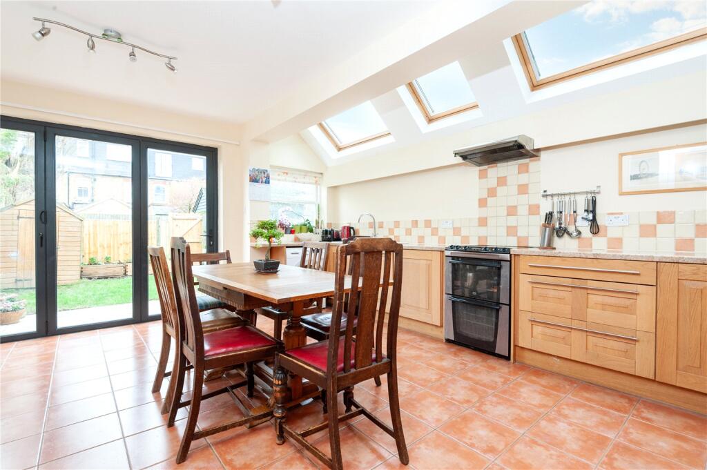 Picture No. 09