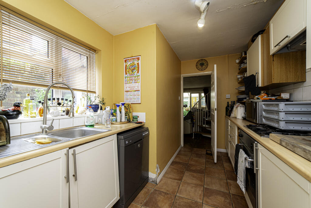 general 11a Vernon P