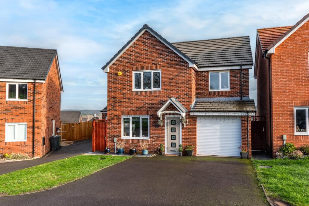 Owlham Close, Brockhill, Redditch, B97