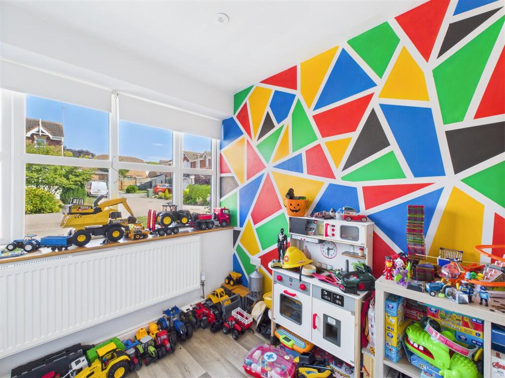 PLAY ROOM
