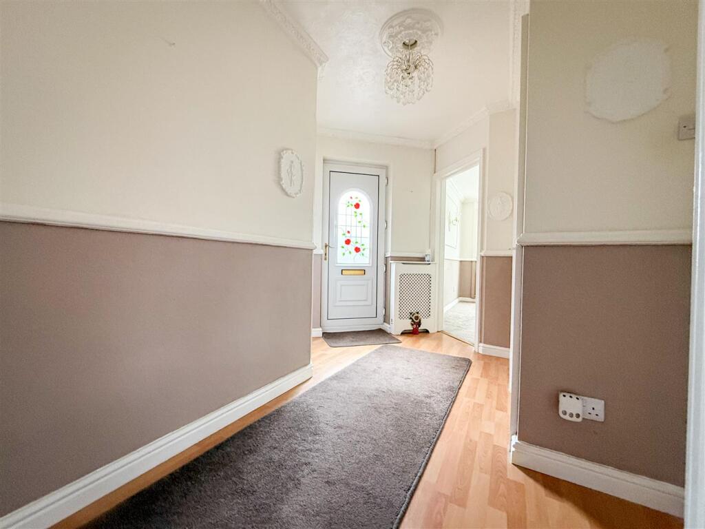 ENTRANCE HALLWAY