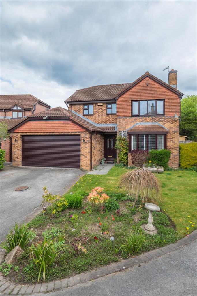 26 Chesterfield Close-047.jpg