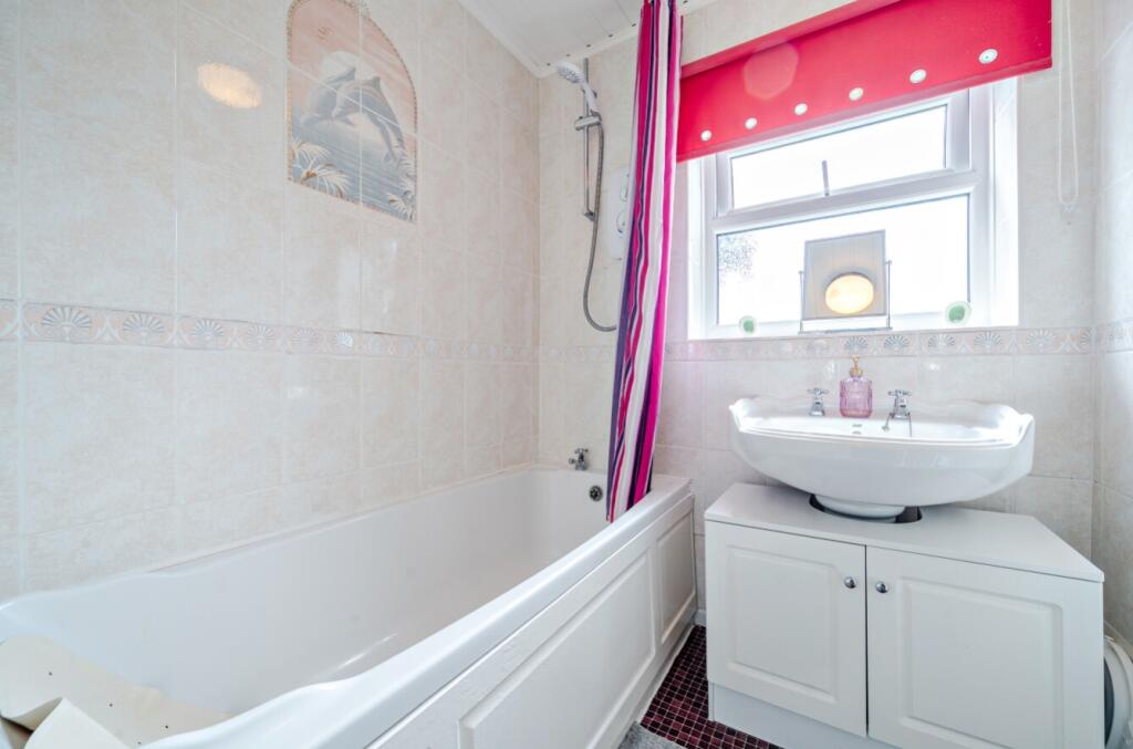 -6863c4f0a55b7-l-1317504-19-6862e03d80468