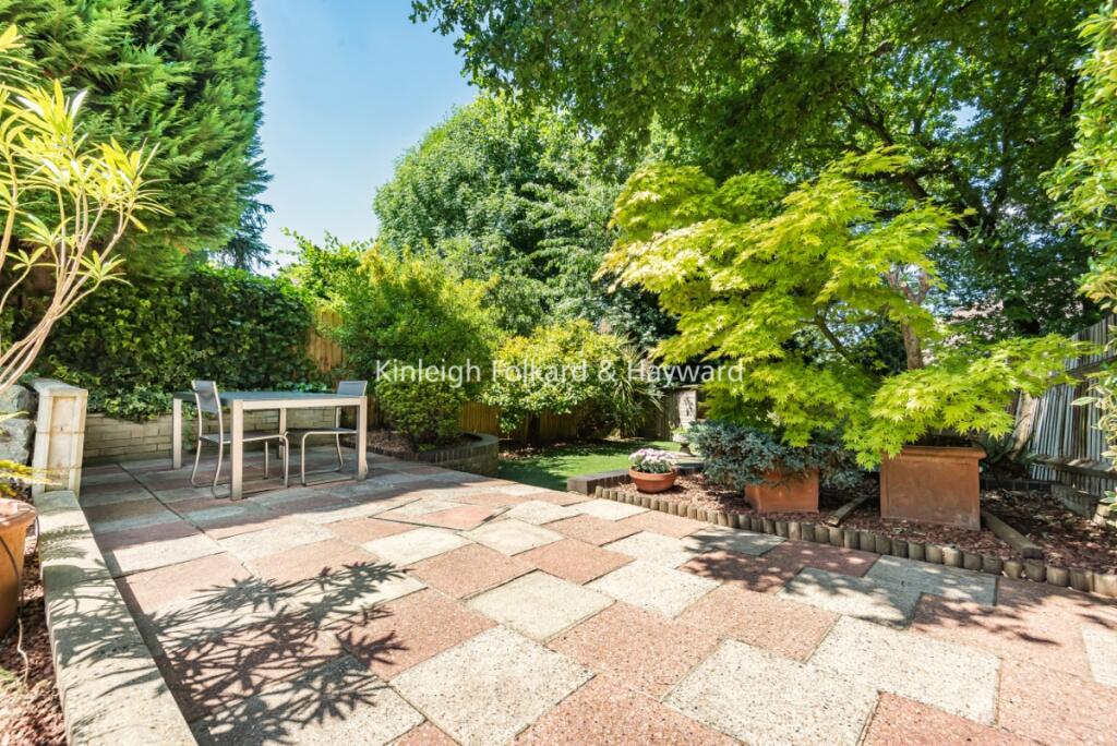 eb33eee2-dd30-4c61-b