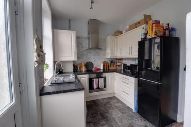 Kitchen 1a