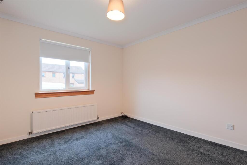 004-18 Hemmingen Court Carluke, Lanarkshire, ML8 5