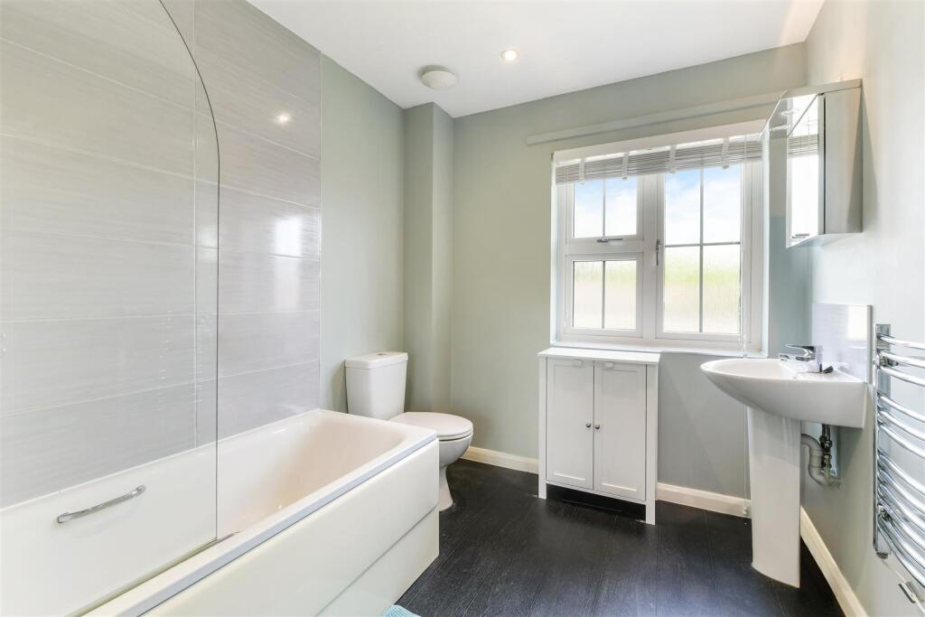 FIELDOAKS WAY (16).jpg