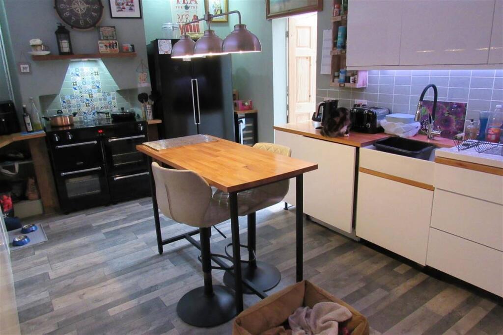 Kitchen/Breakfast Room