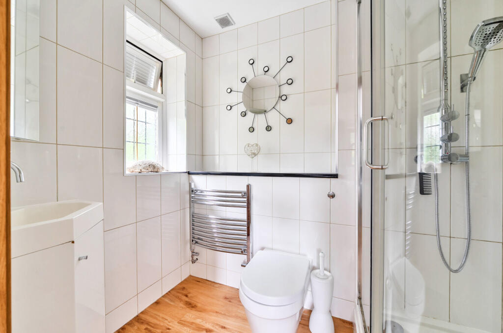 1301860-20-684236...