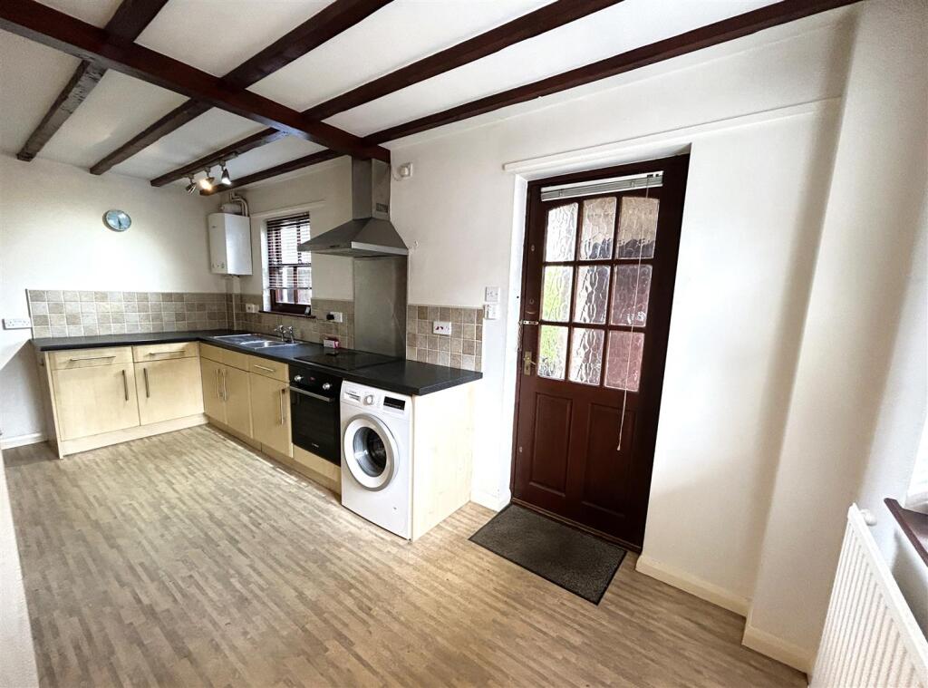 new kitch.JPG
