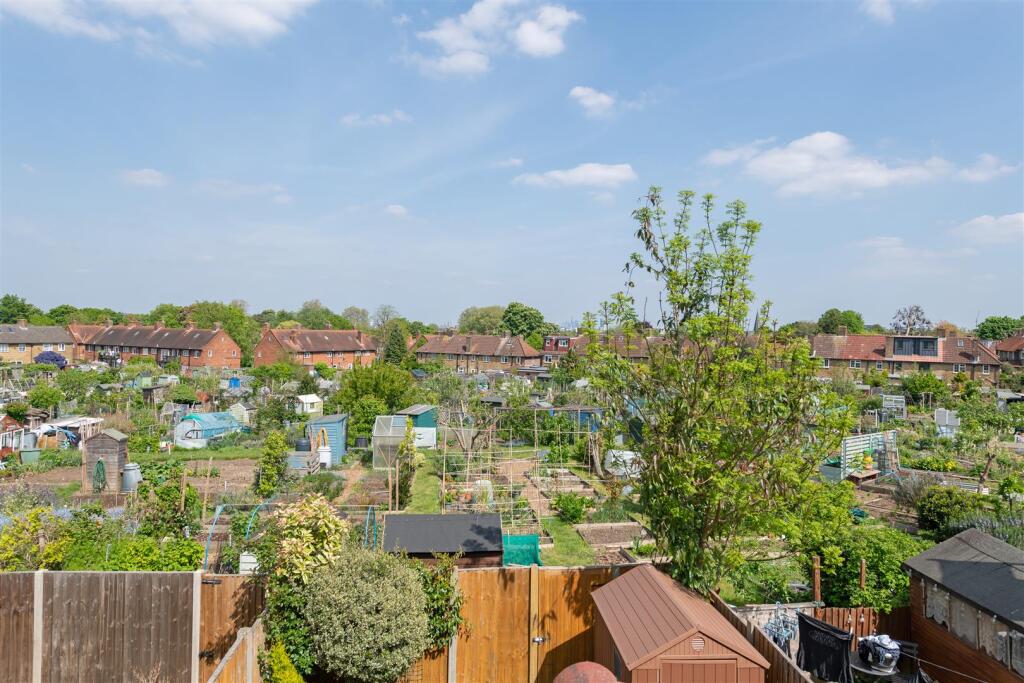 Huntingfield Road Hi-20.jpg