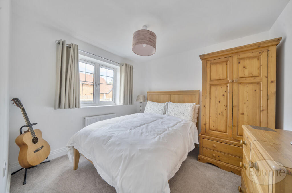 12a5dd9a-52bc-405...