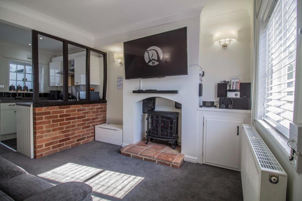 1 Vinefields [Open-Plan Sitting Room 02].jpg