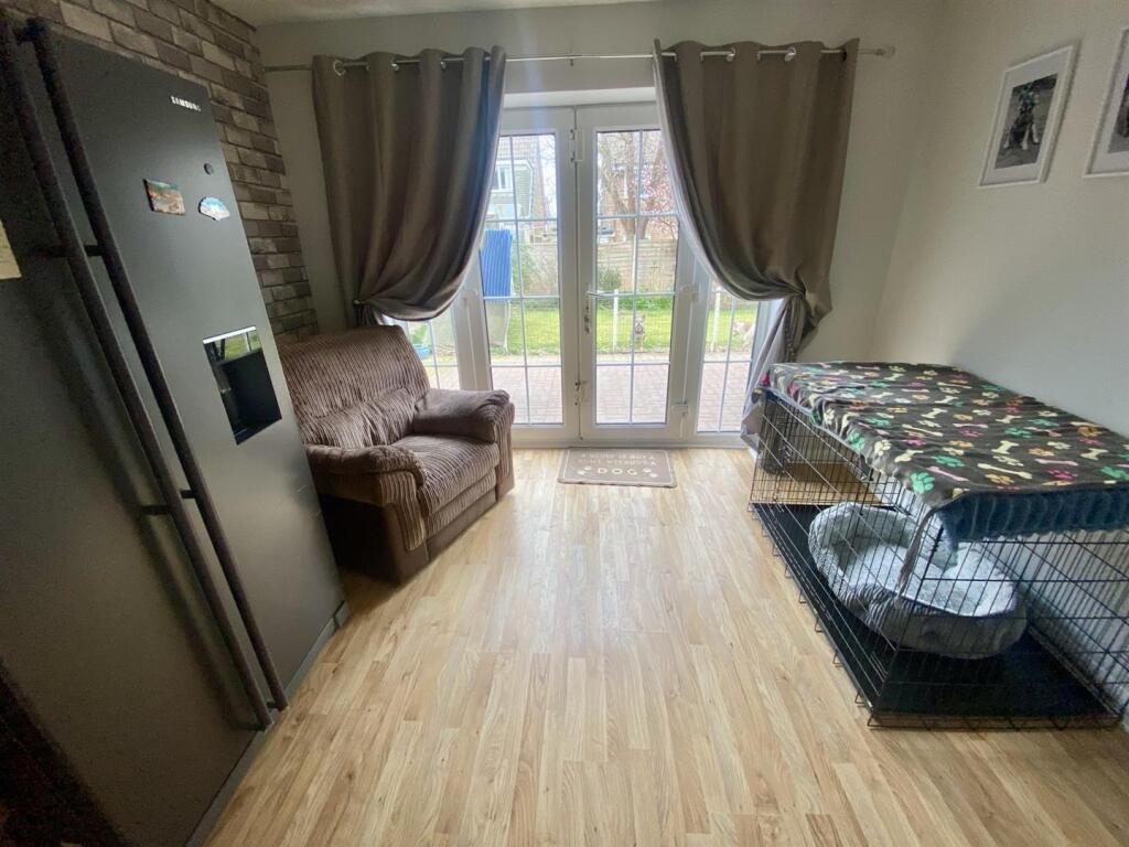 Bramleys Estate Agents - Fernhurst Close - Mirfiel