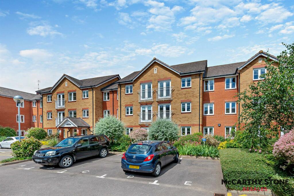 8602148-exterior08-800.JPG