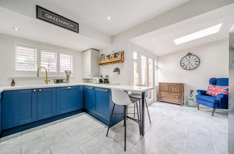 Kitchen Diner angle 1