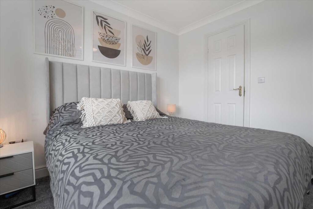 Bedroom One (2)