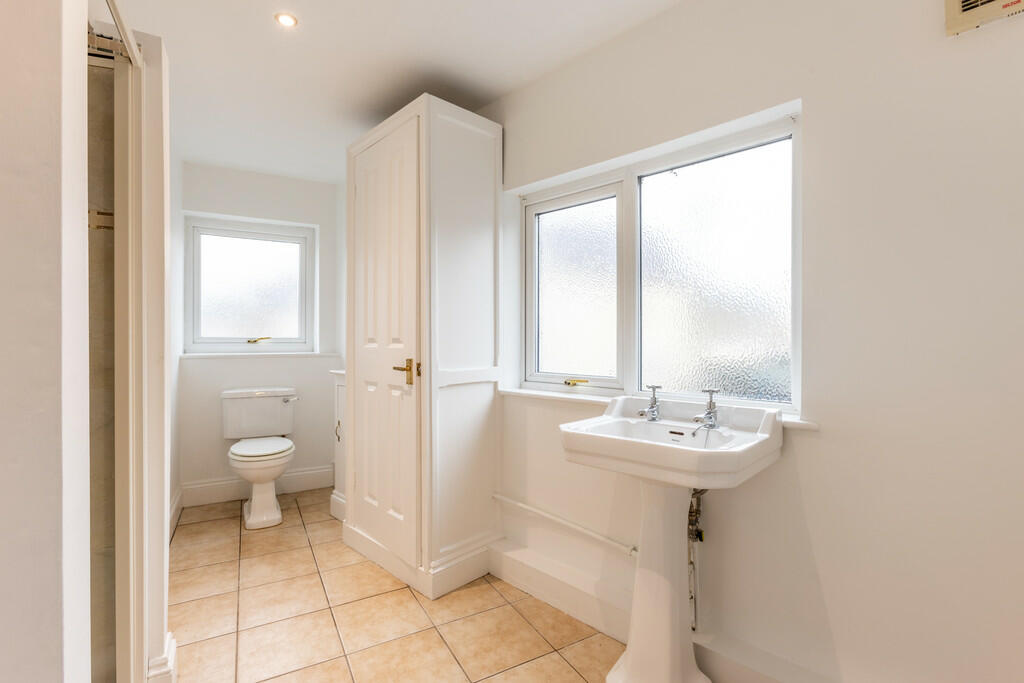 En-Suite Shower R...