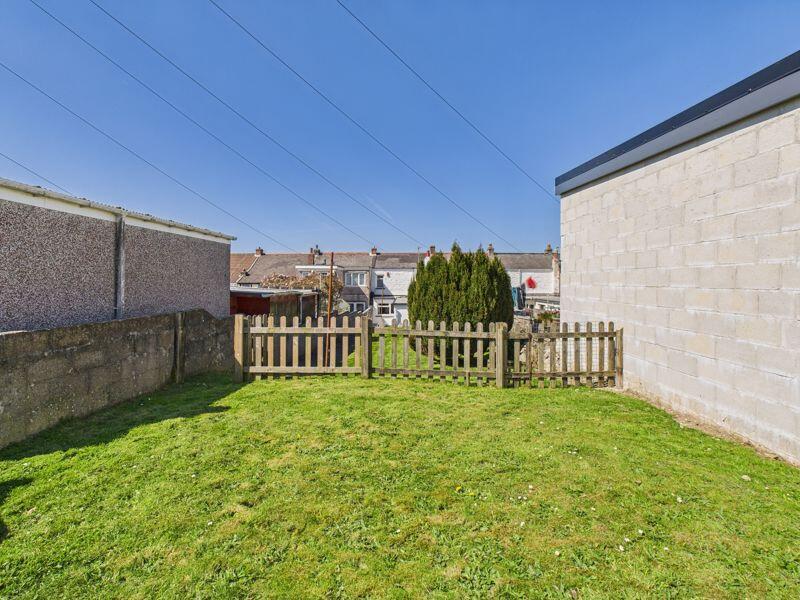 further area of garden