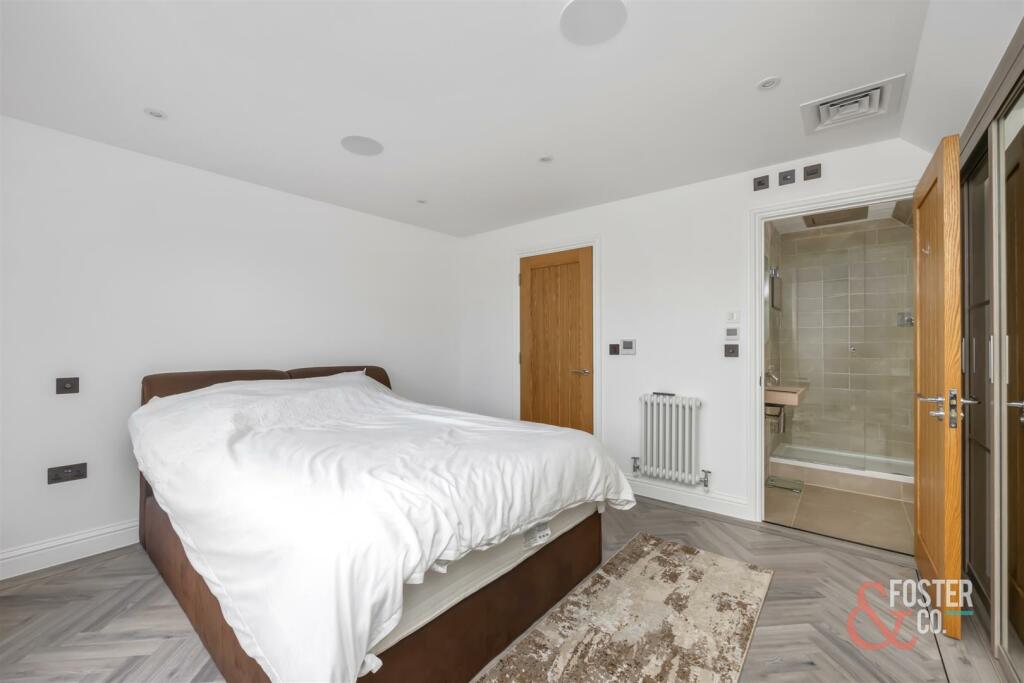Goldstone Crescent, 57, flat 7-011.jpg