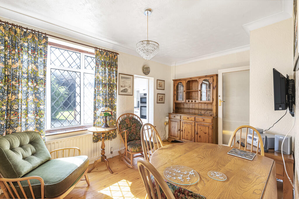 Dining Room (3)