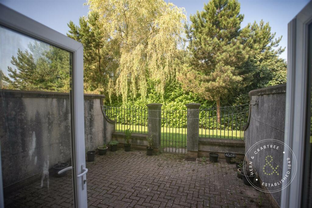 Pheonix Way, Heath (20).jpg