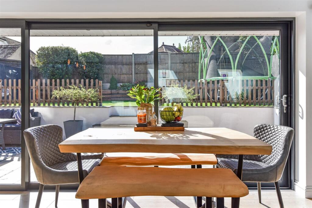 sketch_Ph18_6229898 - Copy.jpg