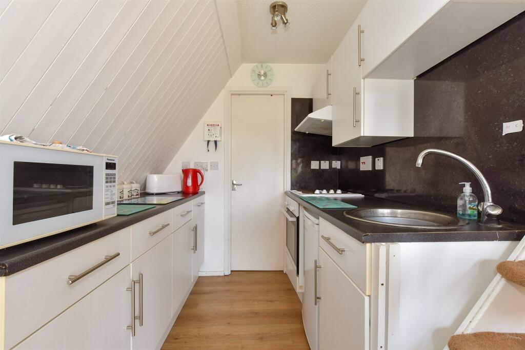 Kitchen/ Lounge/ Diner