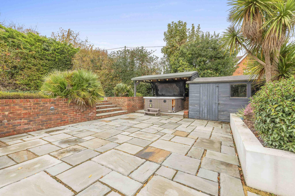 8 Spinfield Lane West, SL7 2DB (LOW RES)-21