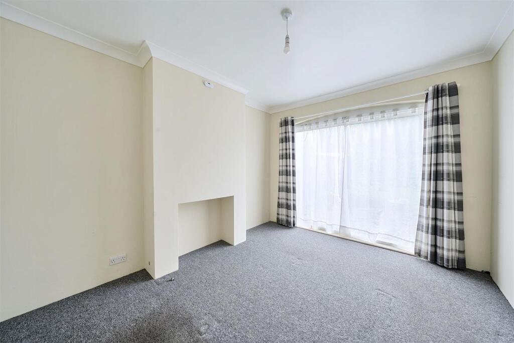 Rear Reception Room.jpg