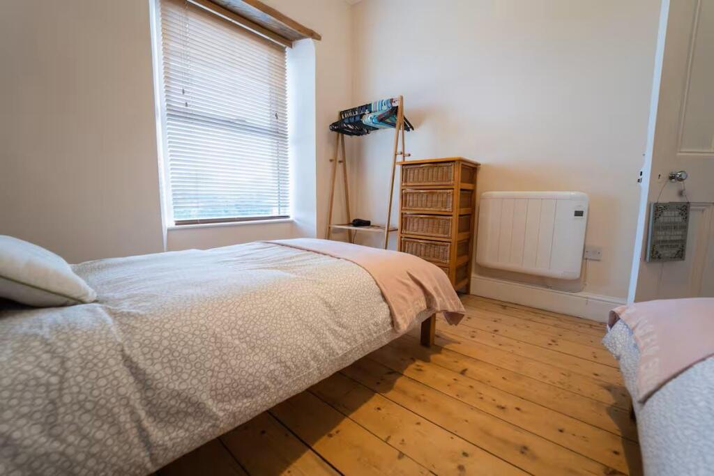 Rivermead - Bedroom 3 2.jpg