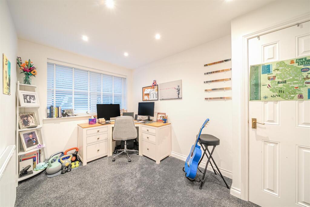 18 Poplar Grove, Ryton On Dunsmore (18).jpg