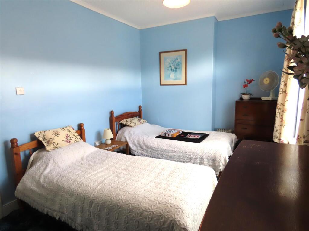 BEDROOM TWO