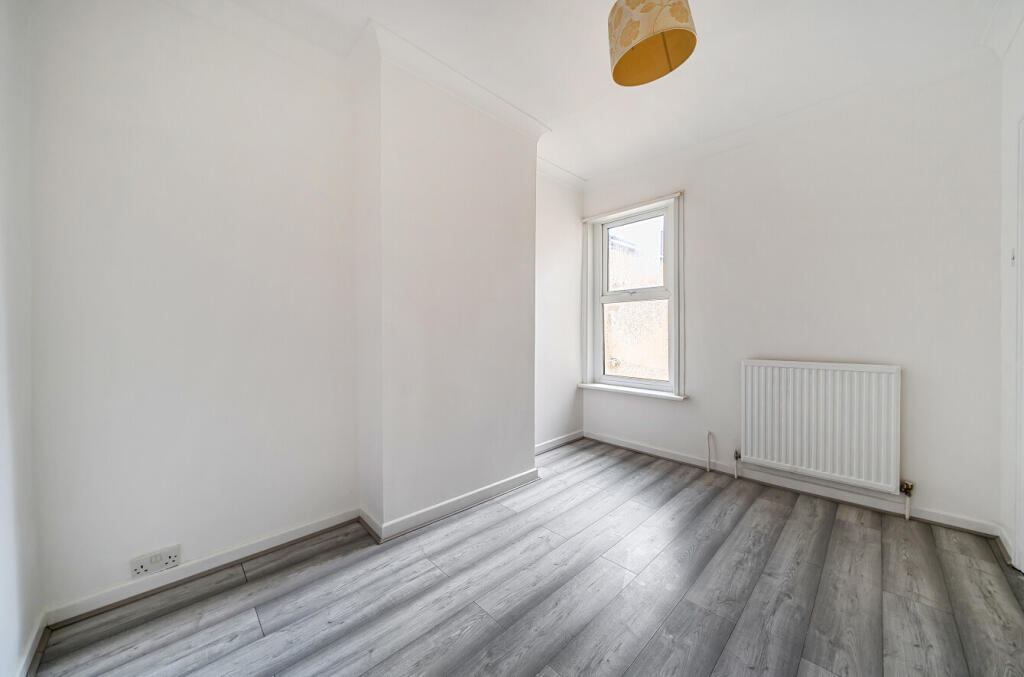 1374088-8-6900da5...