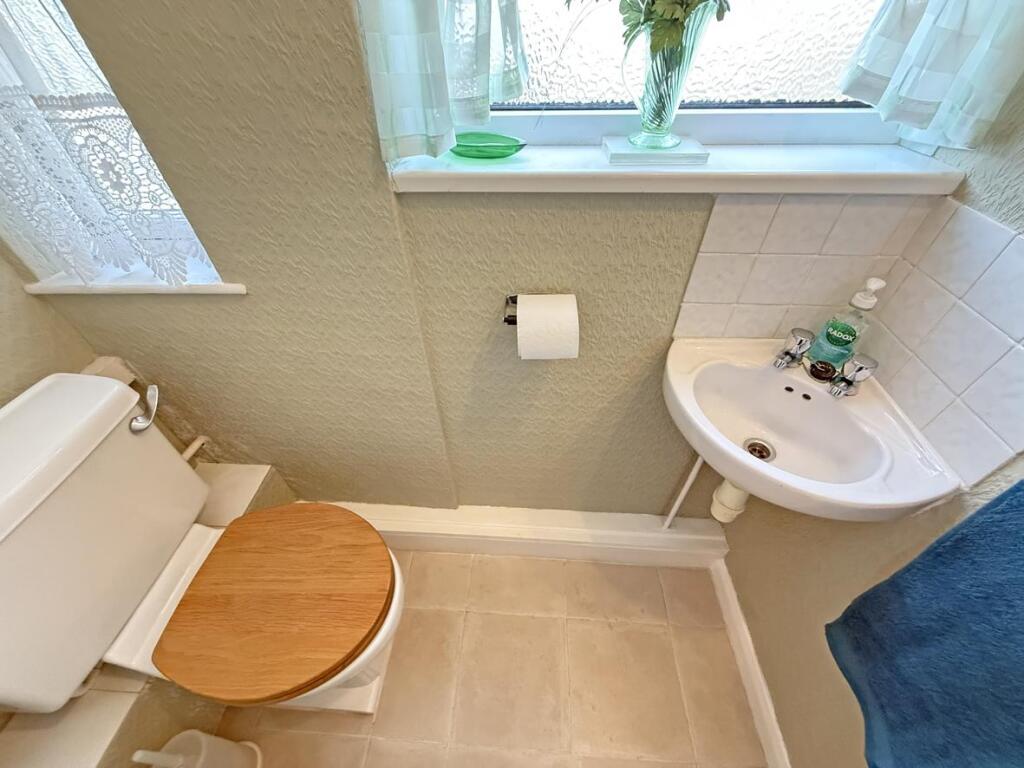 Nicholson Road 9 - WC.jpg