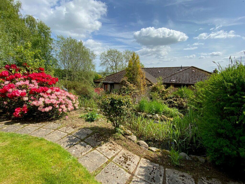 UPPER GARDEN