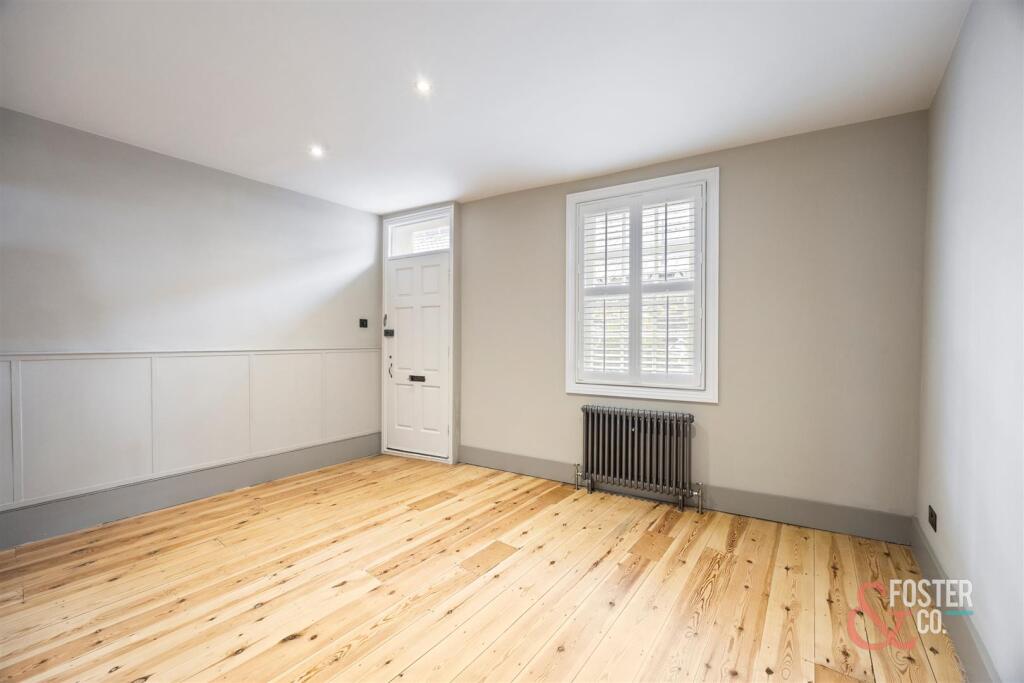 Terminus Road, 17-018.JPG