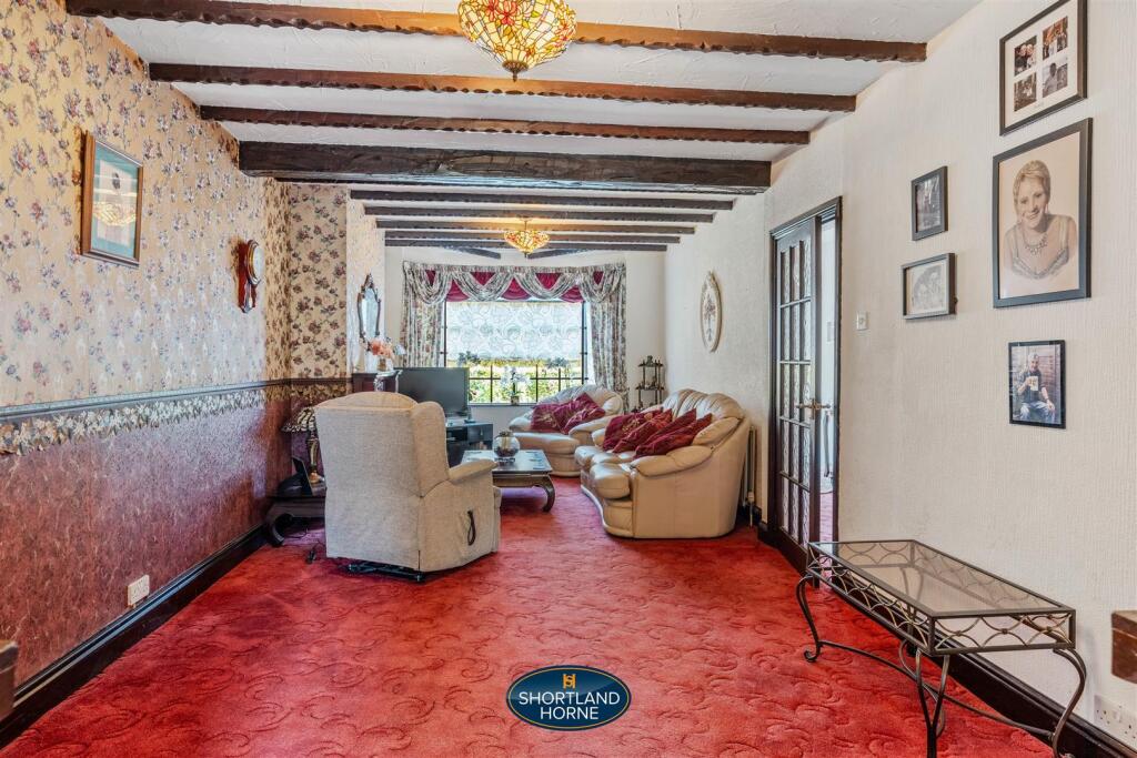 Lounge / Dining Room