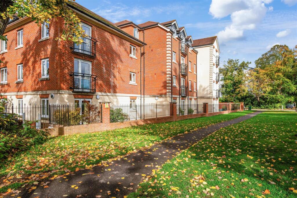 GREENWOOD COURT (13).jpg