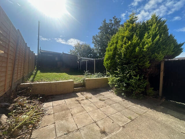 30 Brun Grove