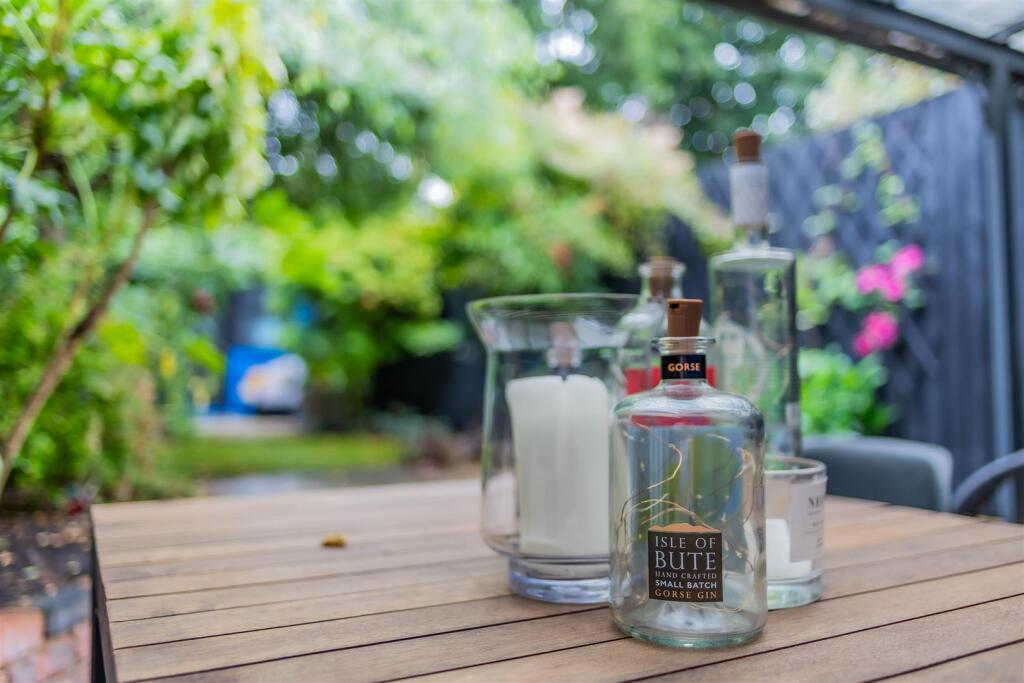 Severn Grove 26-36.jpg