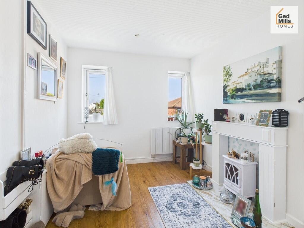 CAM04261G0-PR0081...