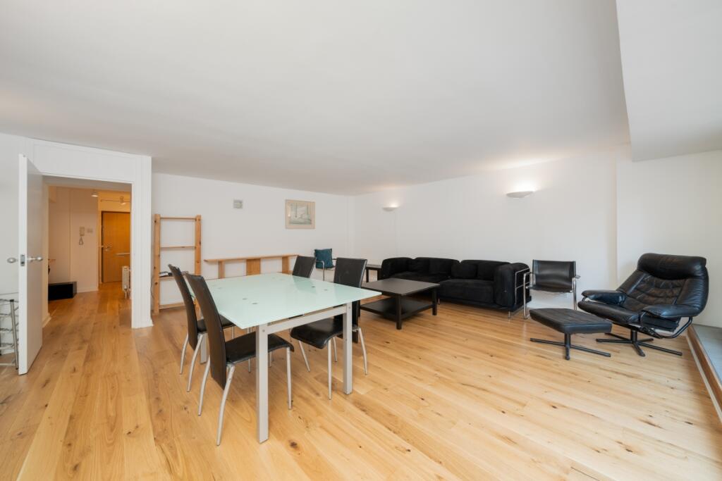 Cinnamon Wharf 21...