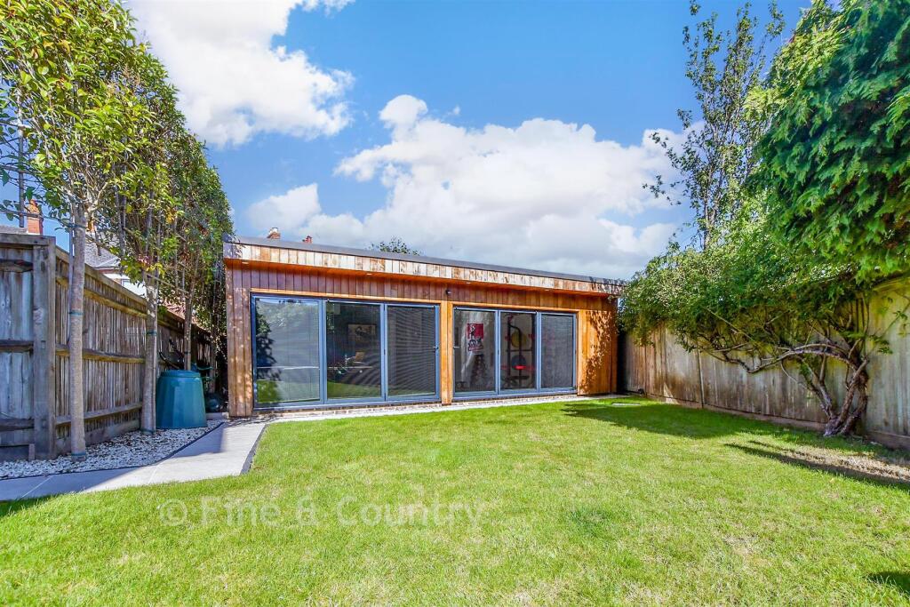 Workshop/Outbuildings