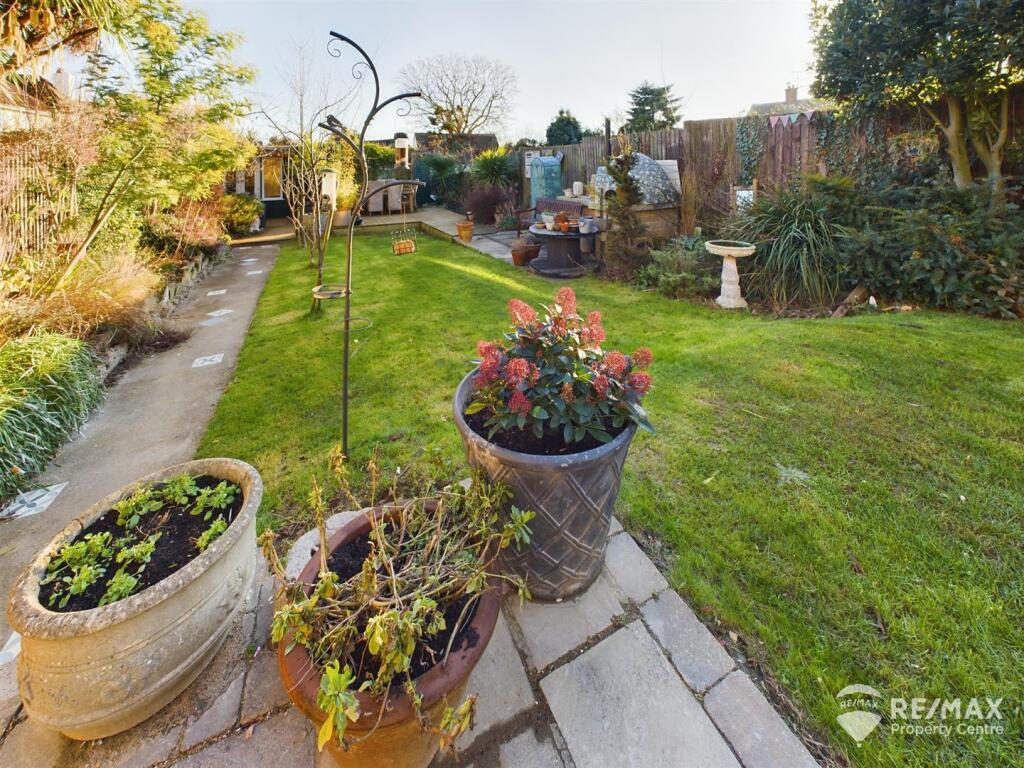 Garden (3).jpg