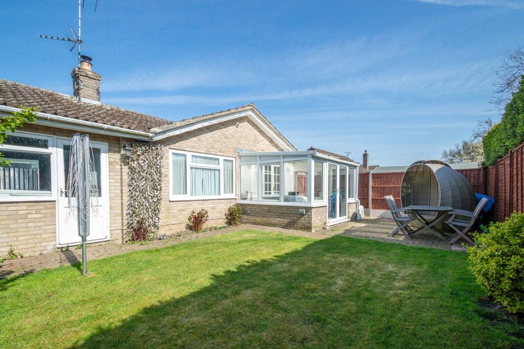 4 Strollers Way-1...