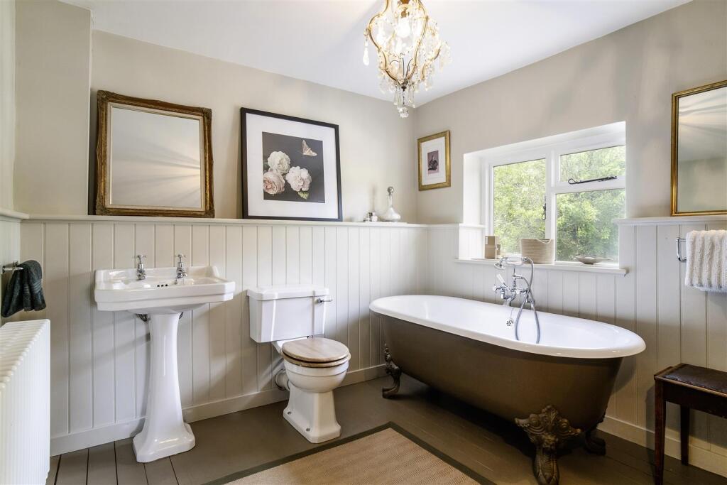 68186_Parkers Cottage Naunton (28).jpg